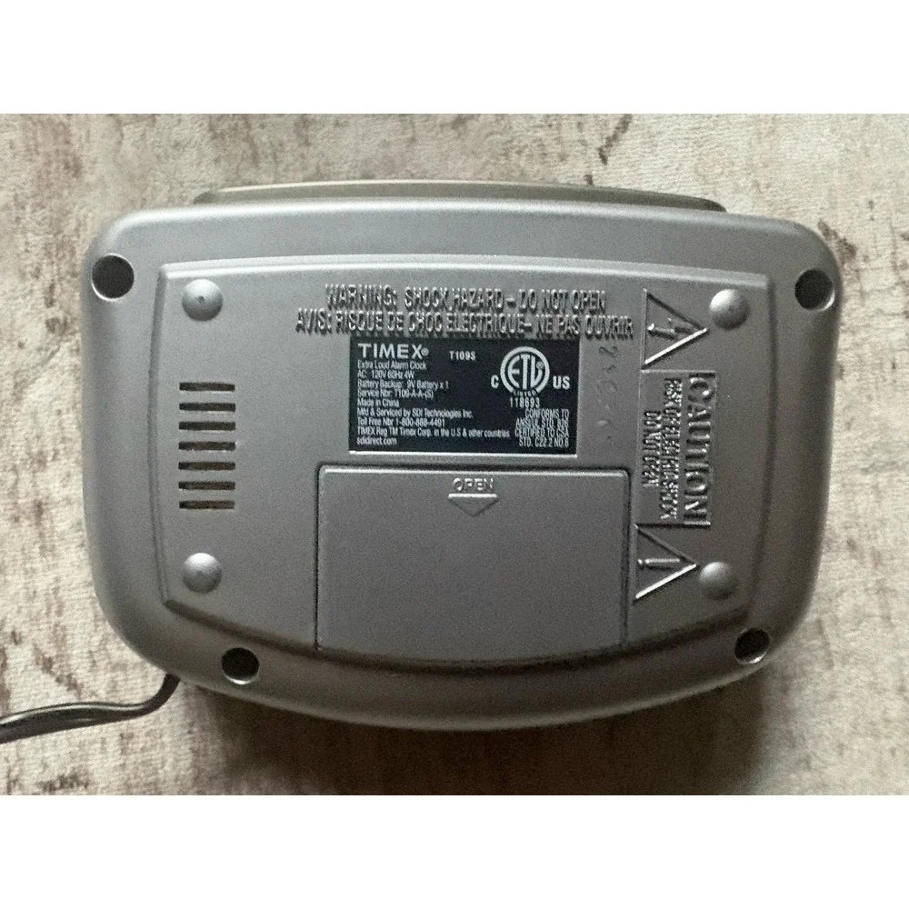 Timex T109S Loud Travel Alarm Clock Grey Battery Backup Tested & Works